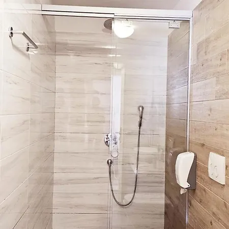 Gostinjska kuća Augusta Insula