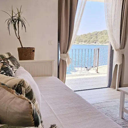 게스트하우스 Augusta Insula Lastovo