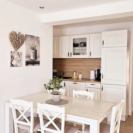 게스트하우스 Augusta Insula